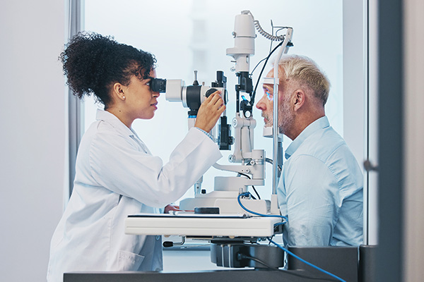 Grad optometry img